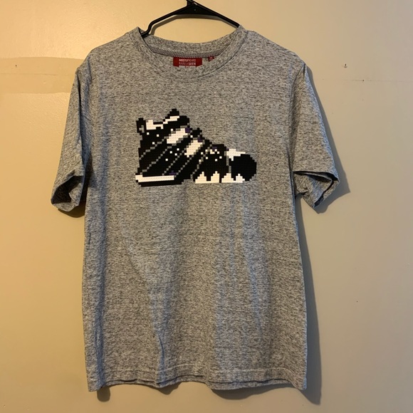 Mostly Heard Rarely Seen Other - Mostly Heard Rarely Seen  Sneaker T Shirt Medium